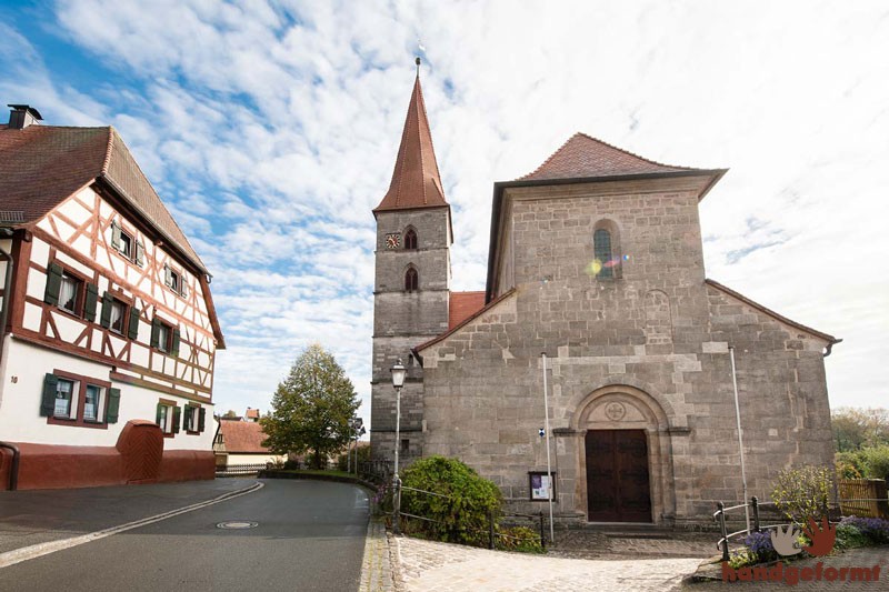 Kloster Münchaurach in der Gemeinde Aurachtal in Bayern