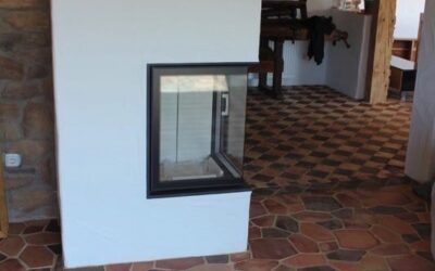 Terracotta Mosaik Wohnbereich Kamin