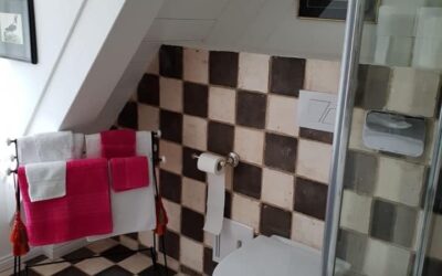 Schachbrett-Fliesen Bad