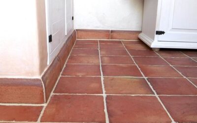 Bodenfliesen rot im Bad Fliesen Terracotta Fliesen Naturstein Cottofliesen Feinsteinfliesen