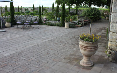 Bodenfliesen Strukturen dunkel