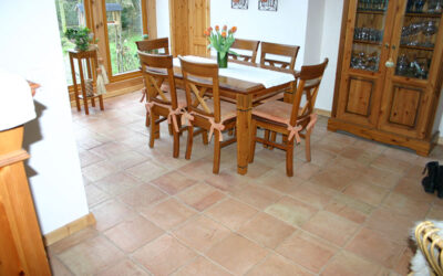 spanische Fliesen im Esszimmer
