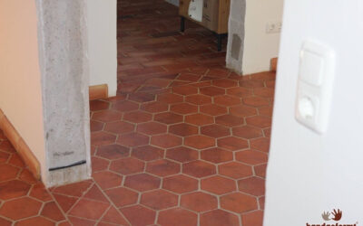 mediterrane sechseckige Ziegel