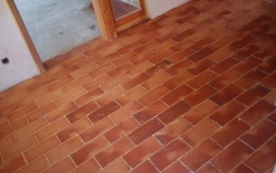 Klinkerfliesen aus wertvollem Klinker im Flur