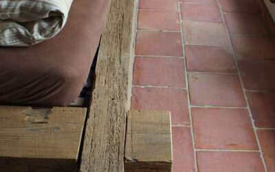 Lehmfliesen im Schlafzimmer