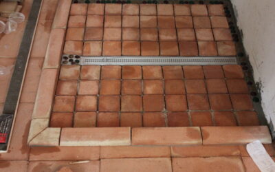 Sockelleiste als Ausflaufschutz