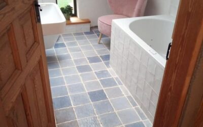 weiße Shabby Fliese