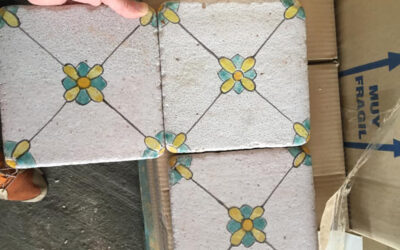 Terracottafliesen handbemalt