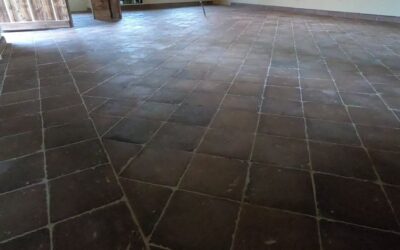 Wohnzimmerfliesen grau, Naturstein